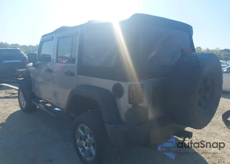 2013 Jeep Wrangler Unlimited Sport из США, поврежденный, VIN 1C4BJWDG3DL663065